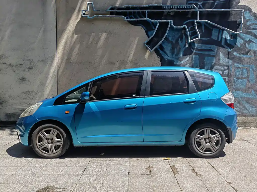 Honda Fit — миниатюра 4