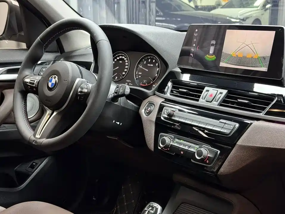 BMW X1 — миниатюра 11