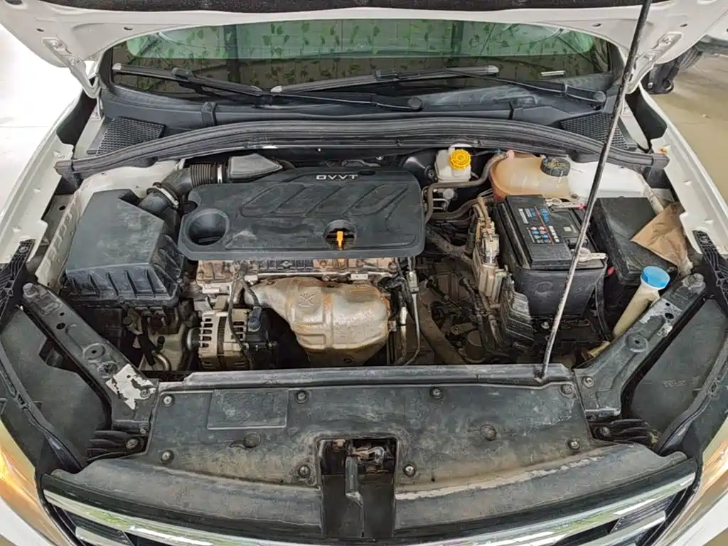 Roewe i5 — миниатюра 20