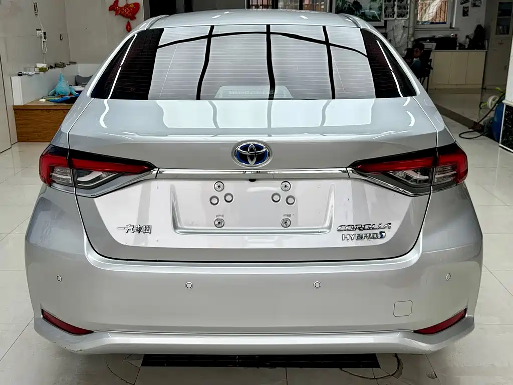 Toyota Corolla - фото 5