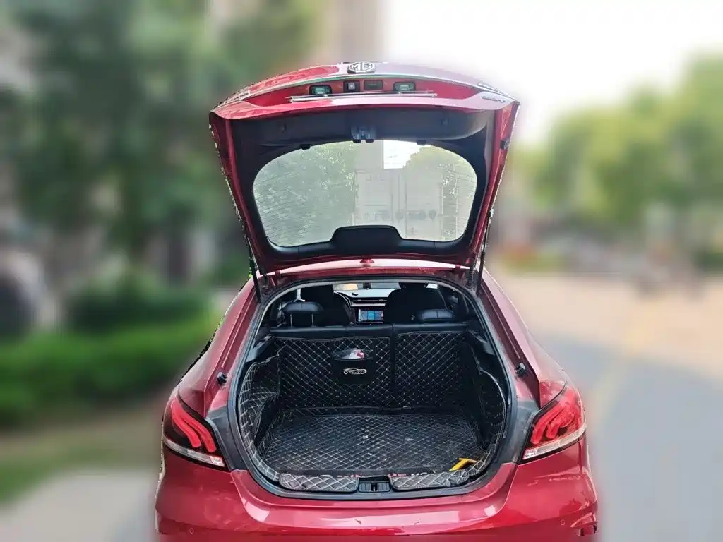 MG MG6 — миниатюра 10