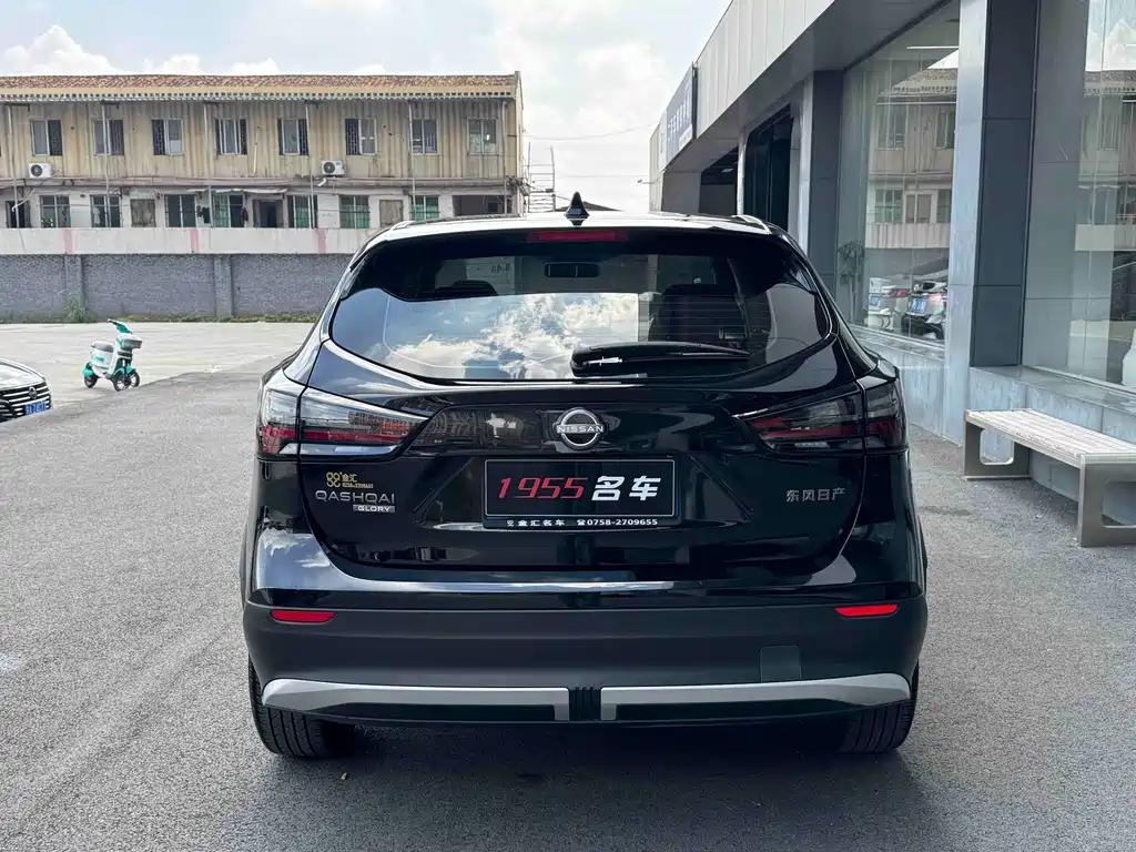Nissan Qashqai — миниатюра 8
