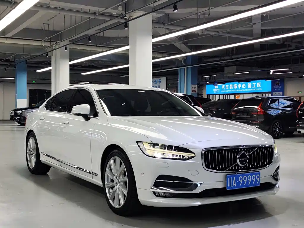 Volvo S90 — миниатюра 2