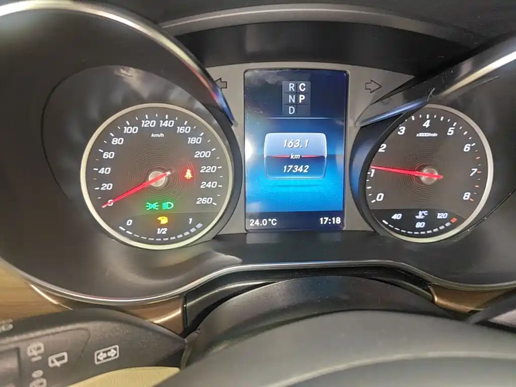Mercedes-Benz V-Class V 2022 V 260 L Luxury