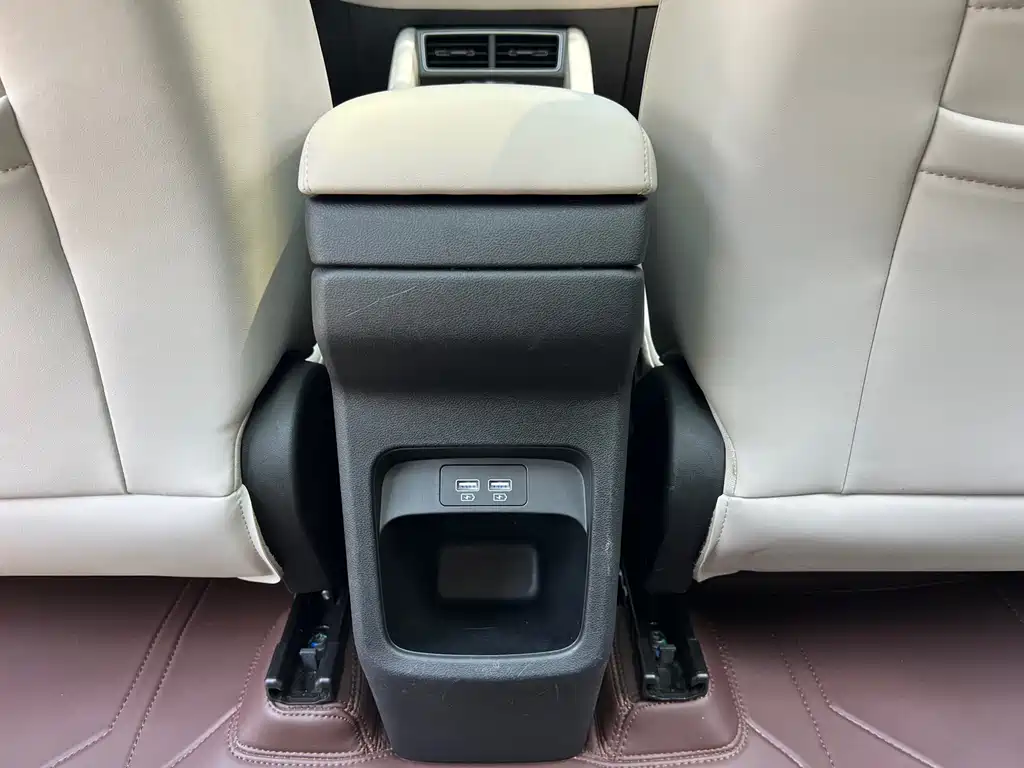 BYD Yuan UP — миниатюра 17
