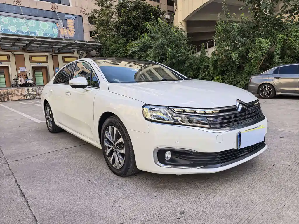 Citroen C6 — миниатюра 3