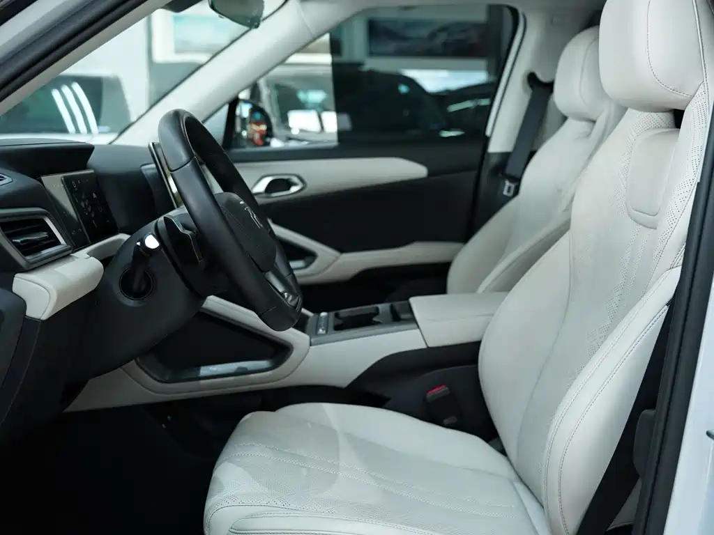 BYD Yuan UP — миниатюра 4