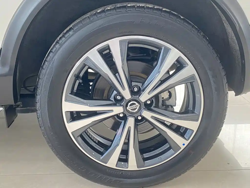 Nissan Qashqai — миниатюра 16