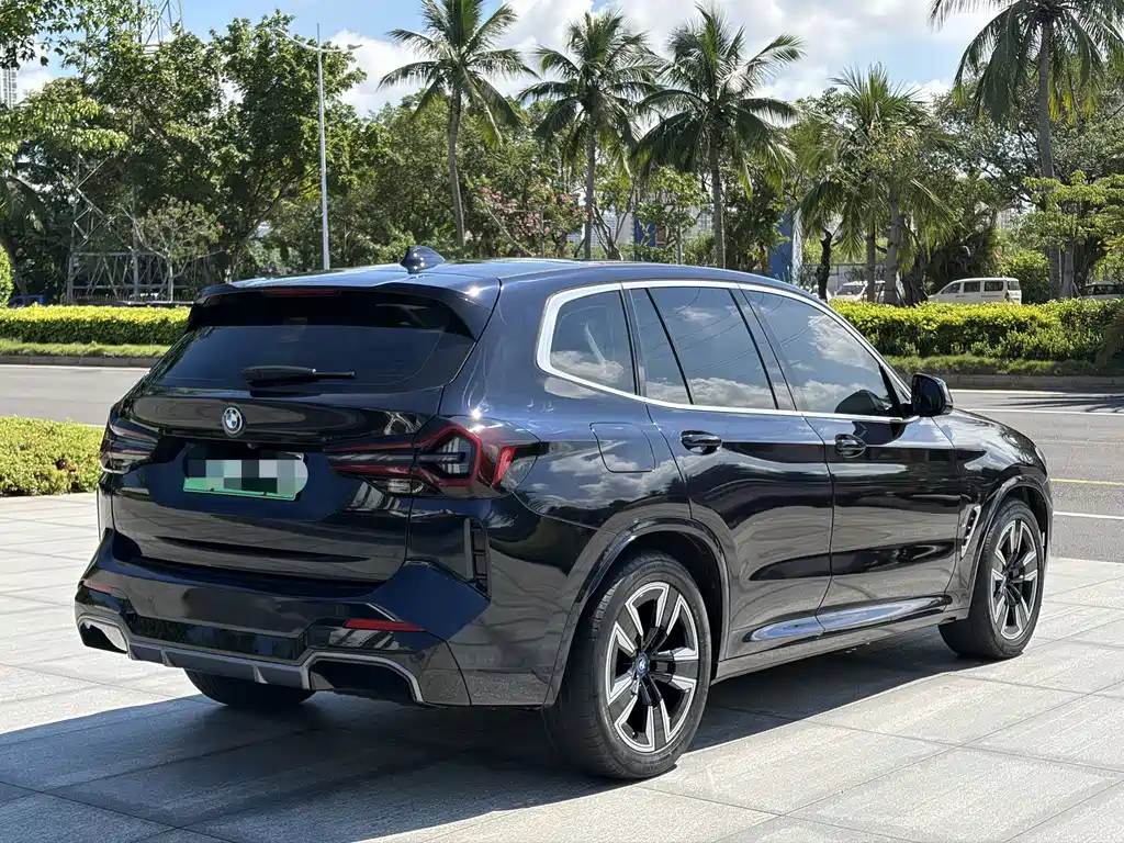 BMW iX3 — фотографии объявления, Фото 9
