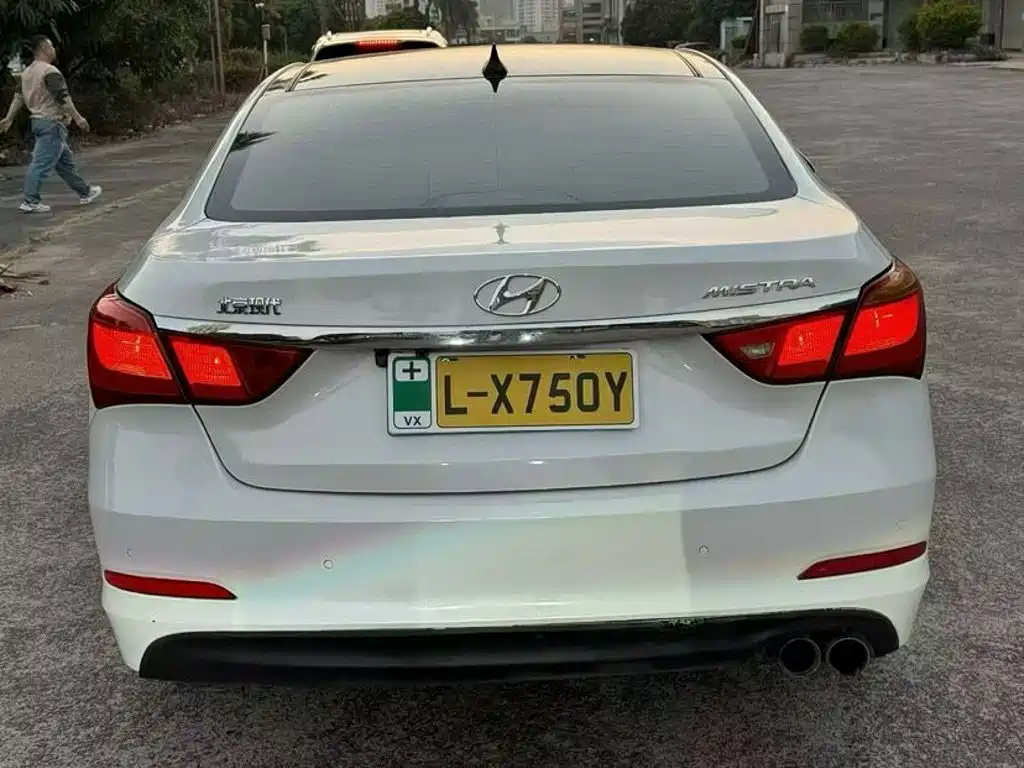 Hyundai Mistra — миниатюра 8