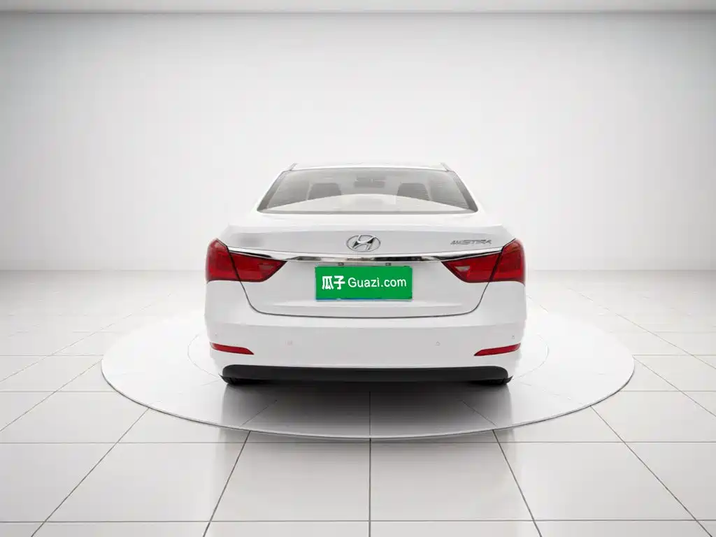 Hyundai Mistra — миниатюра 3
