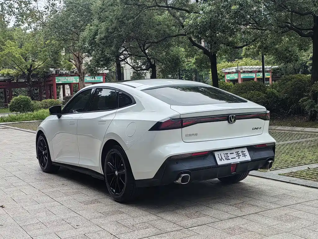 Changan UNI-V — миниатюра 13