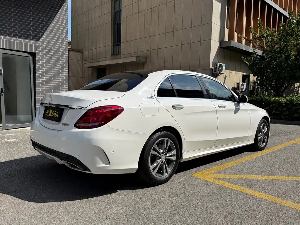 Mercedes-Benz C-Class — миниатюра 19