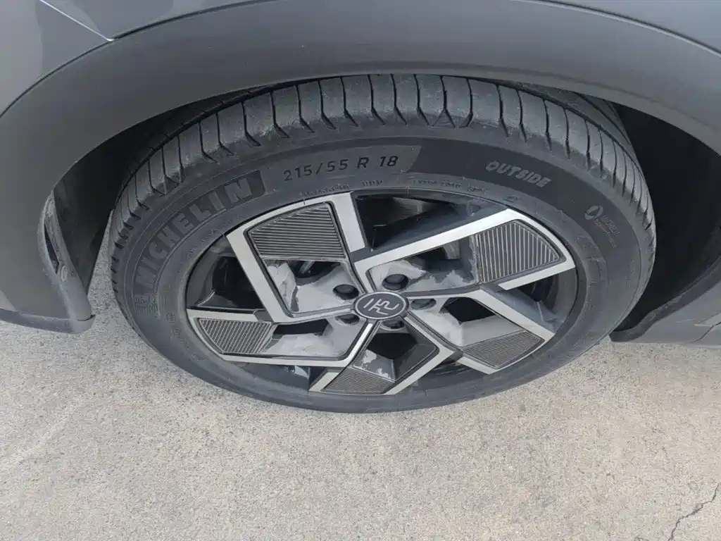 BYD Yuan Plus — миниатюра 23