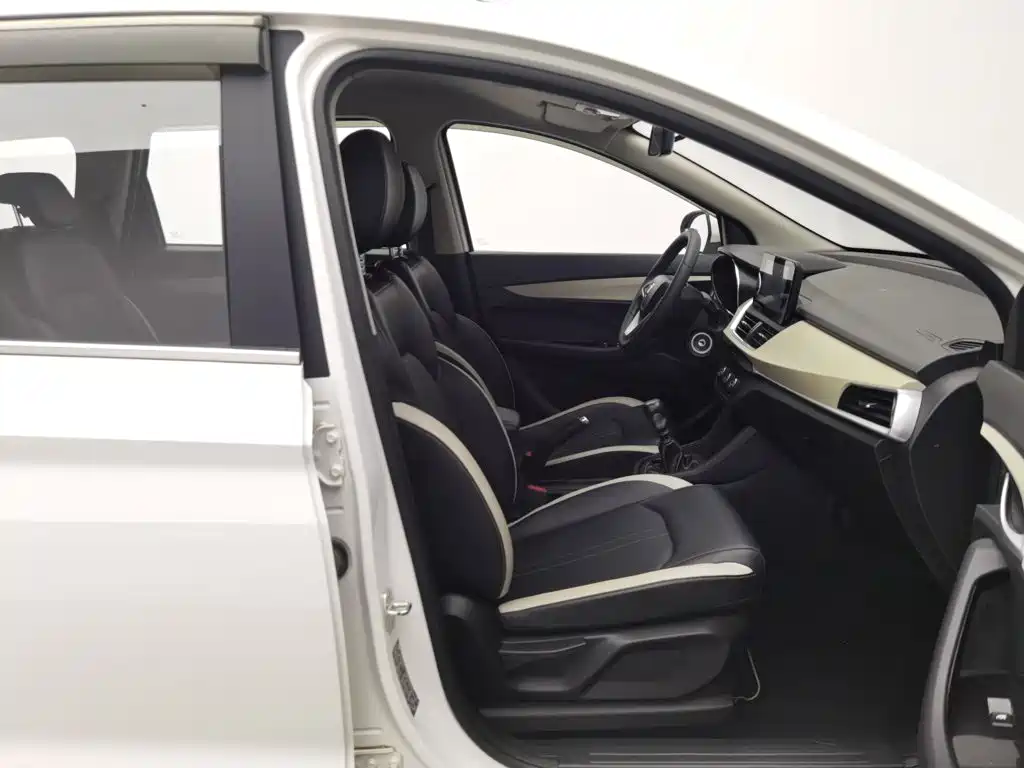 Baojun 360 — миниатюра 23
