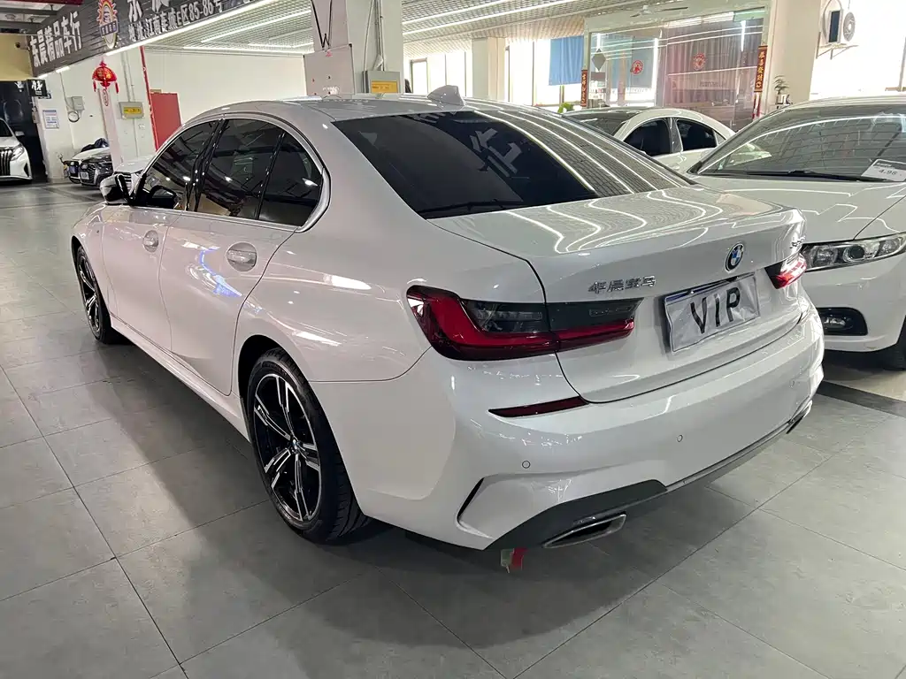 BMW 3 Series — миниатюра 4