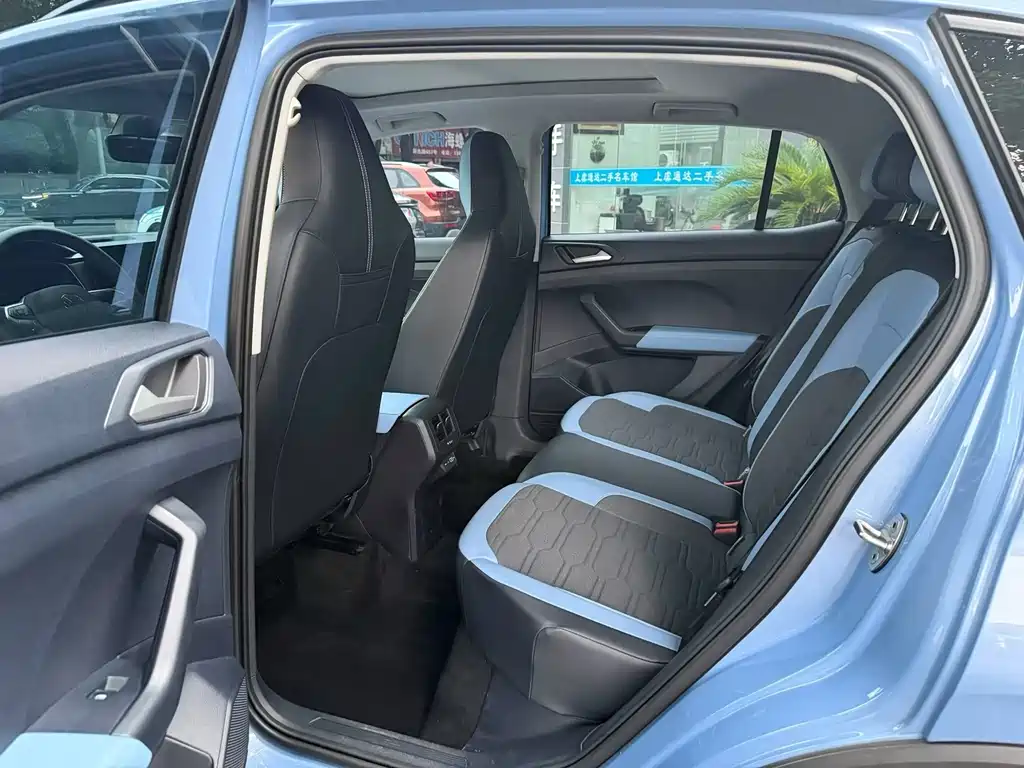 Volkswagen Tharu — миниатюра 5