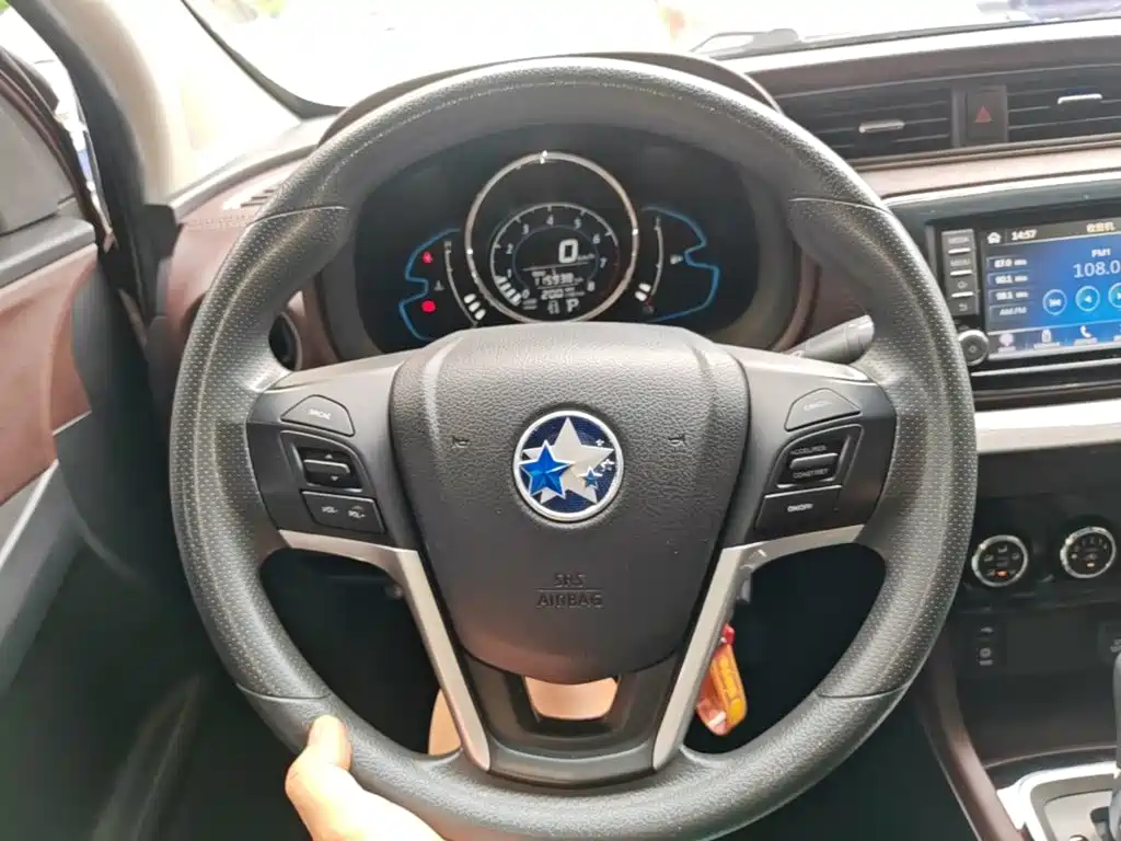 Venucia M50V — миниатюра 11
