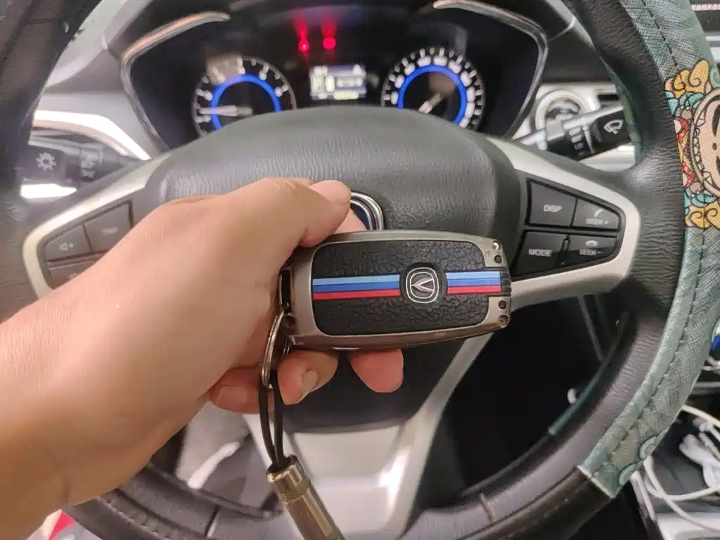 Changan V7 — миниатюра 12