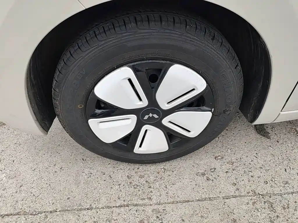 Wuling MINIEV — миниатюра 23