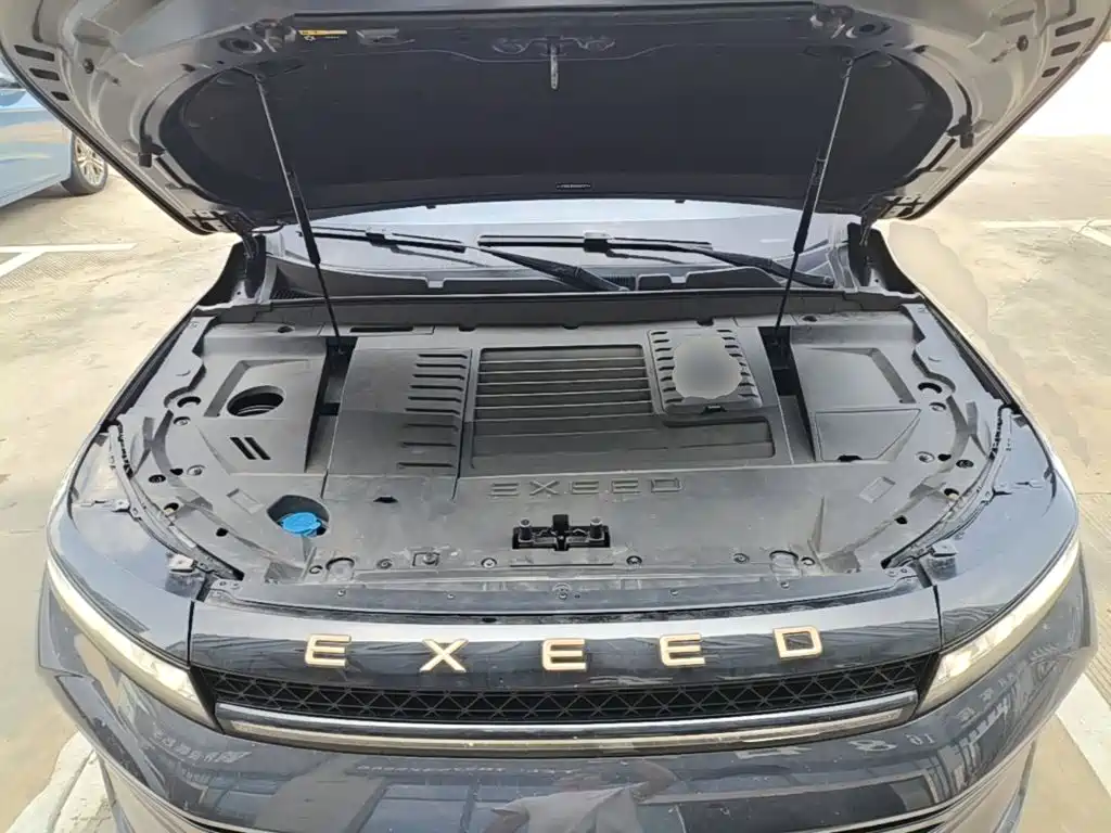 Exeed Zhaofeng — миниатюра 20