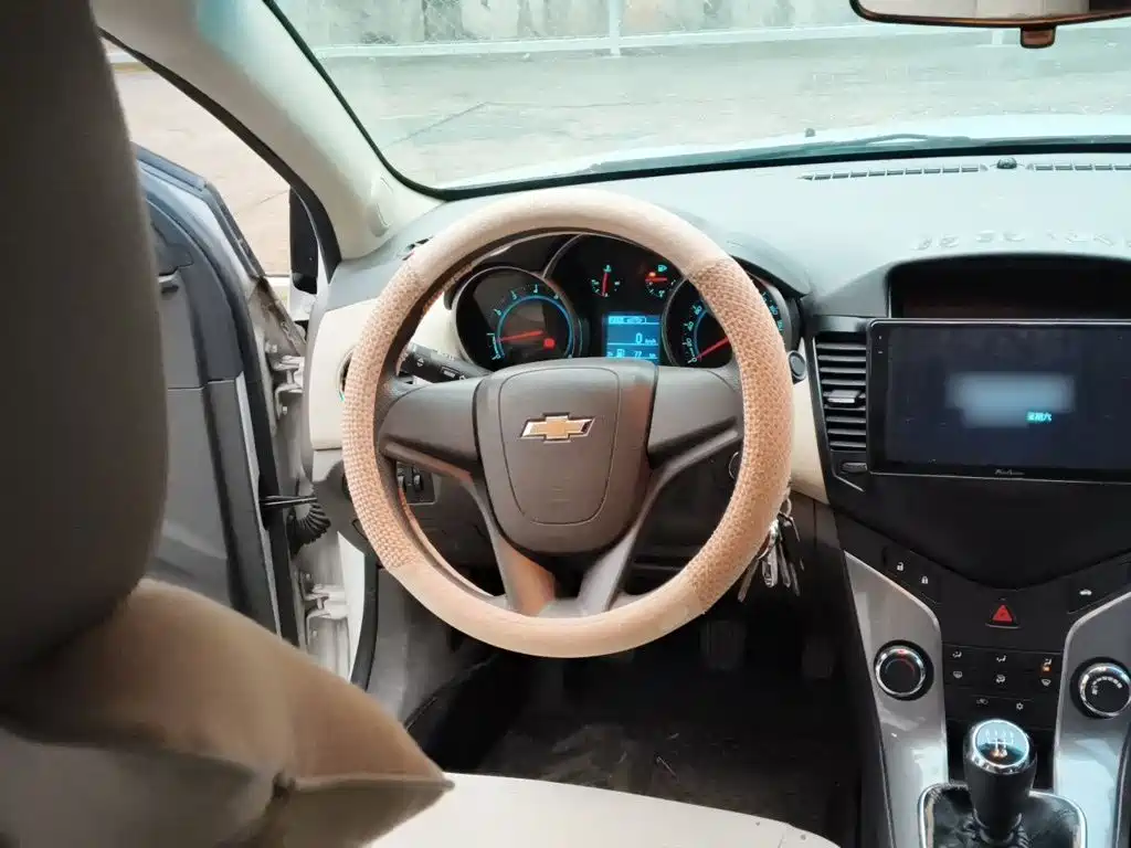 Chevrolet Cruze — миниатюра 6
