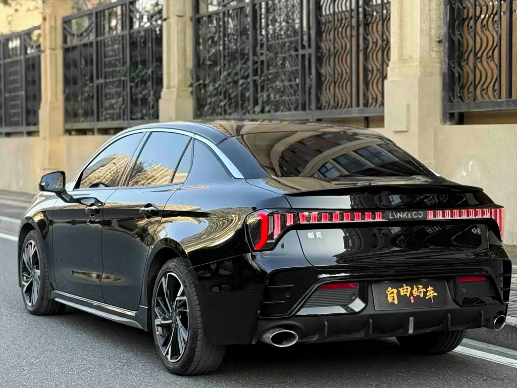 Lynk & Co 03 — миниатюра 22