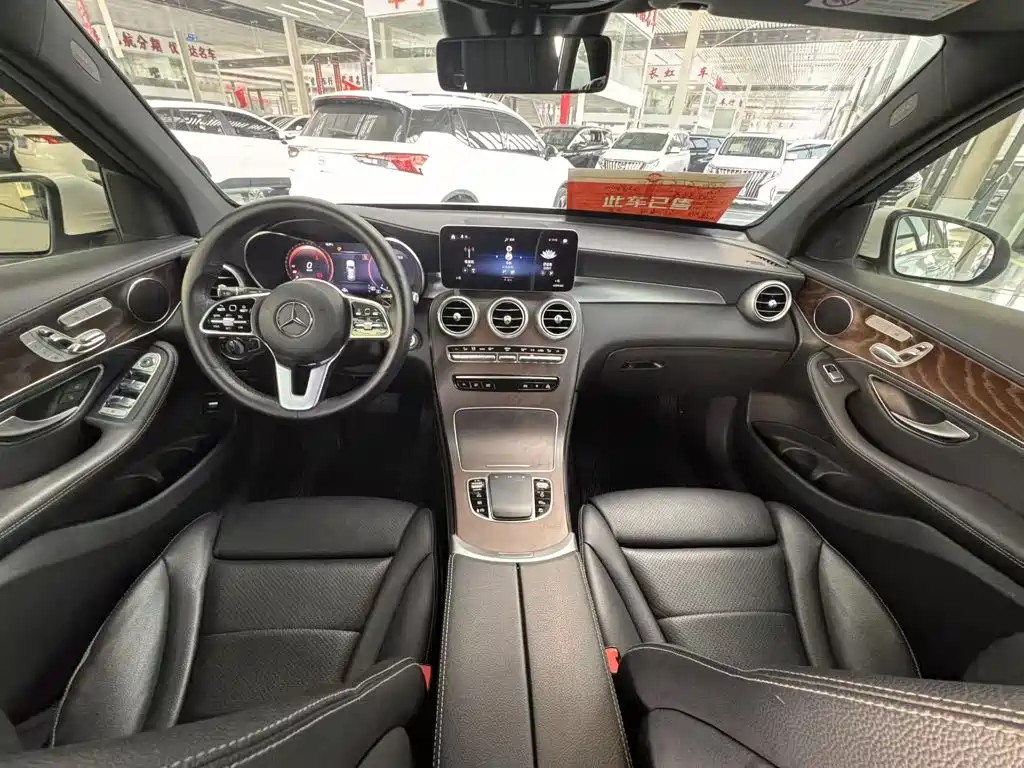 Mercedes-Benz GLC — миниатюра 9