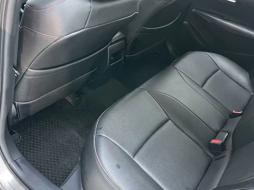 Toyota Corolla — миниатюра 19