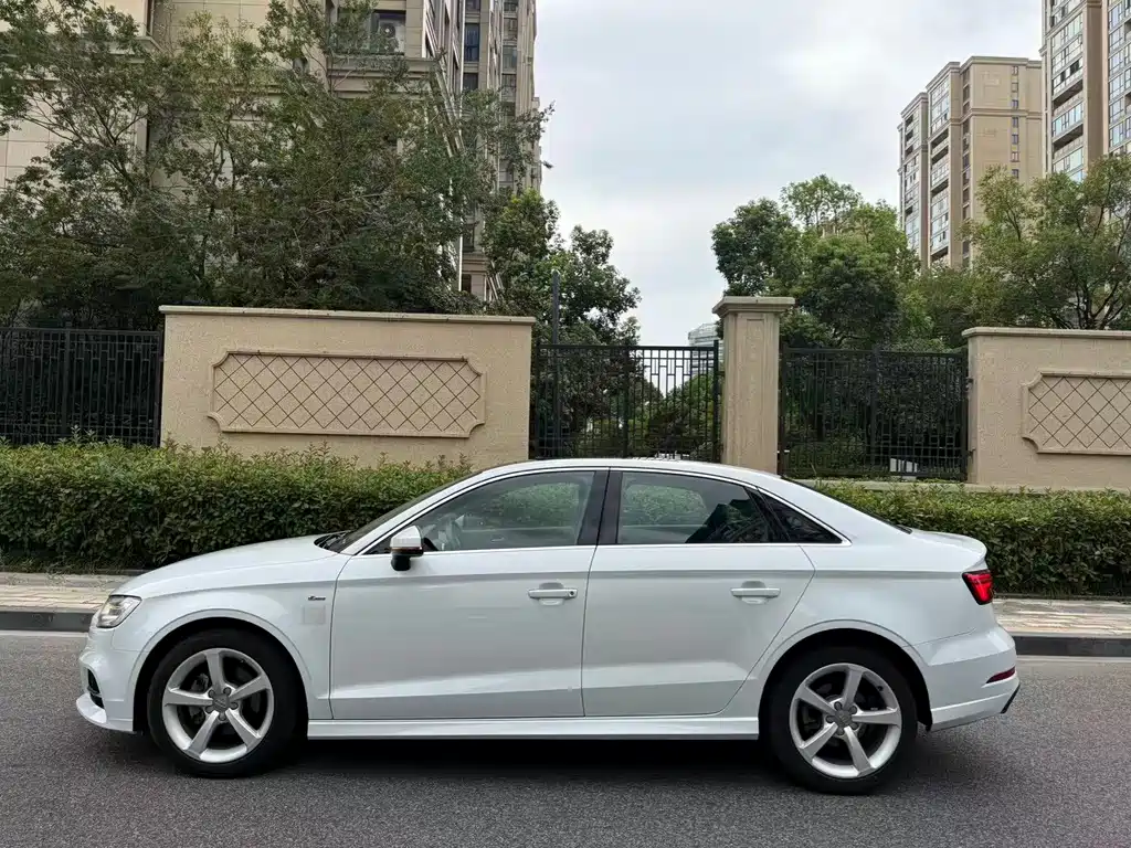 Audi A3 — миниатюра 8