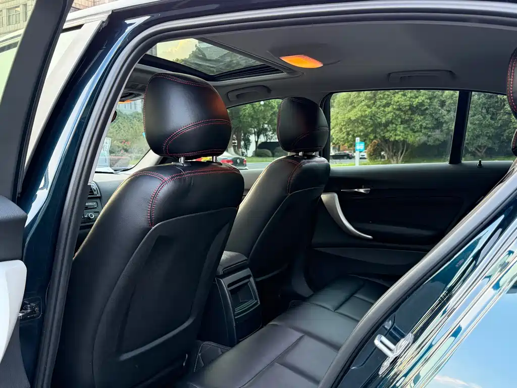 BMW 1 Series (Import) — миниатюра 15
