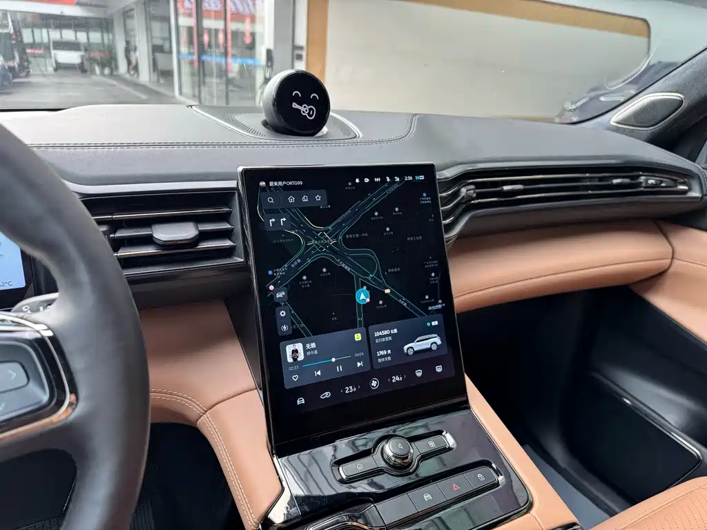 NIO ES8 — миниатюра 31