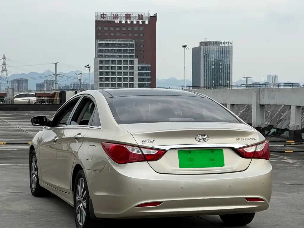 Hyundai Sonata — миниатюра 17