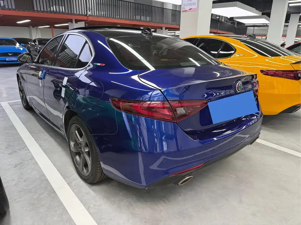 Alfa Romeo Giulia — миниатюра 11