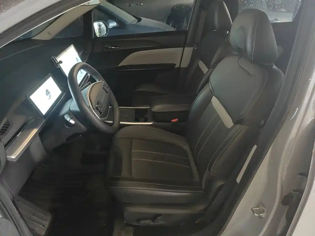 Venucia VX6 — миниатюра 15