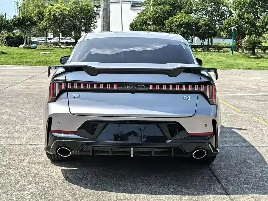 Lynk & Co 03 — миниатюра 11