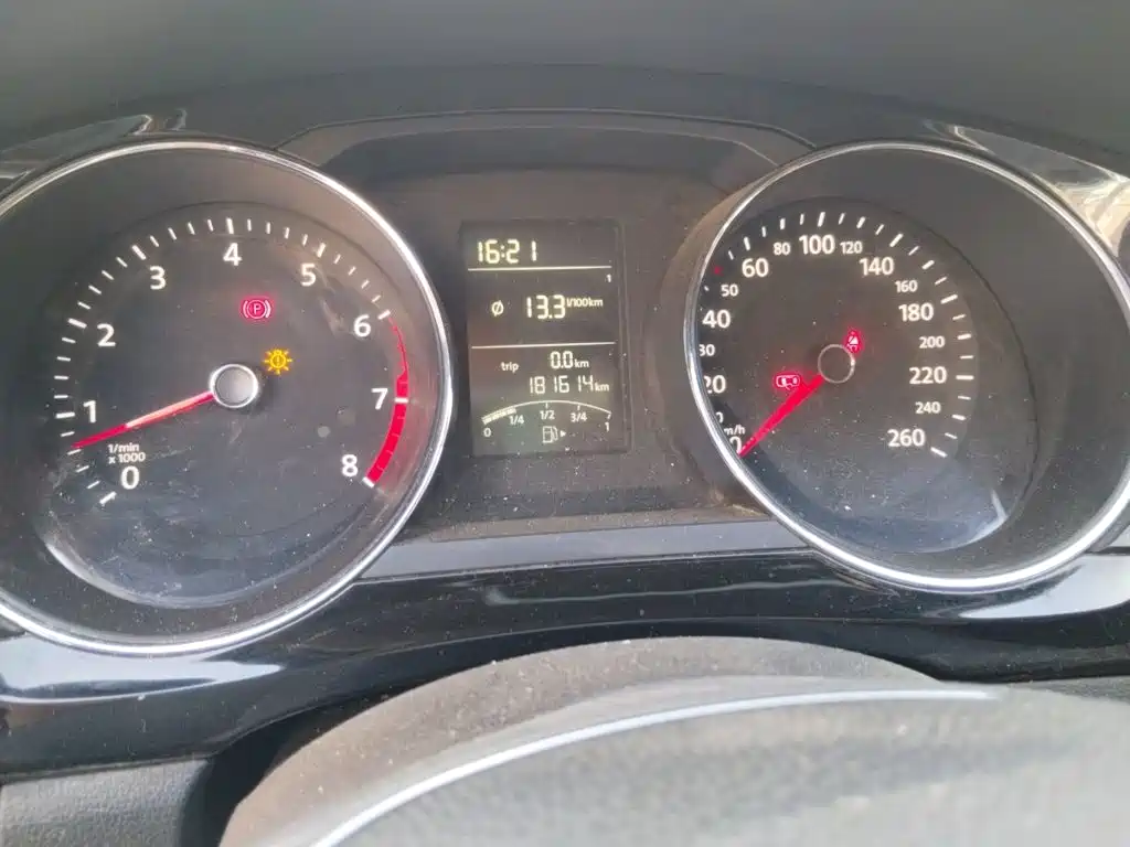 Volkswagen Sagitar — миниатюра 13