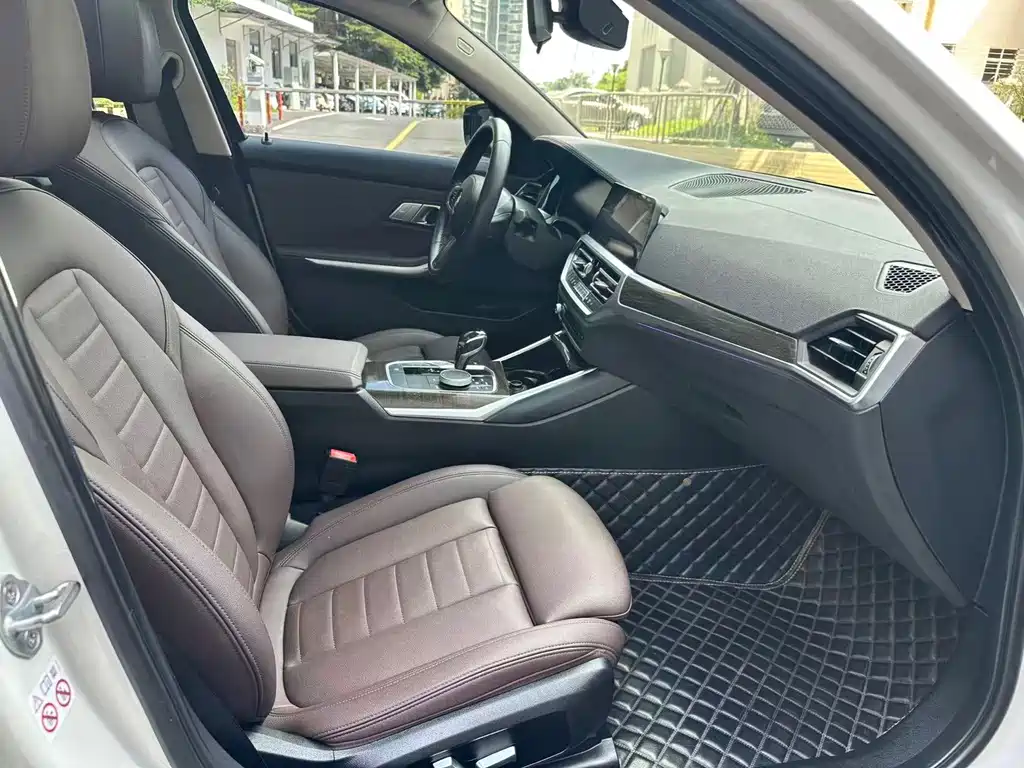 BMW 3 Series — миниатюра 7