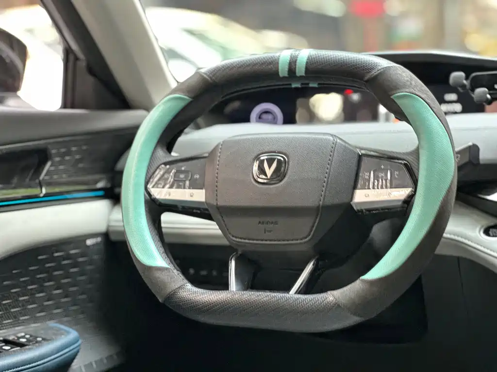 Changan UNI-V iDD — миниатюра 14