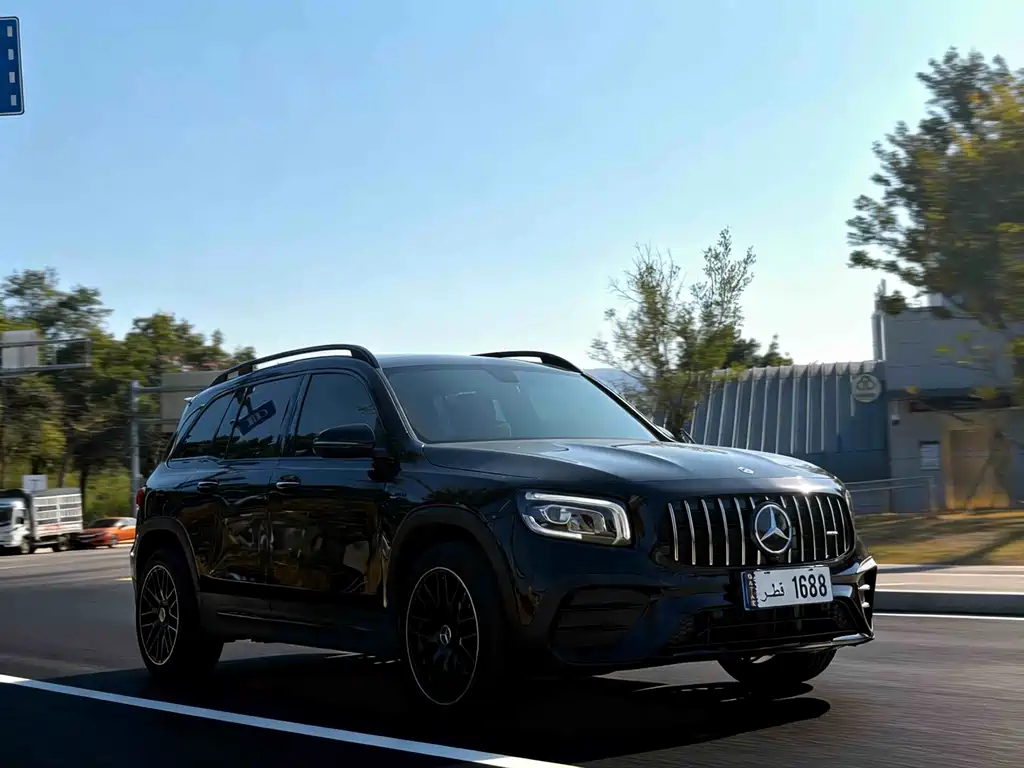 Mercedes-Benz GLB — миниатюра 3