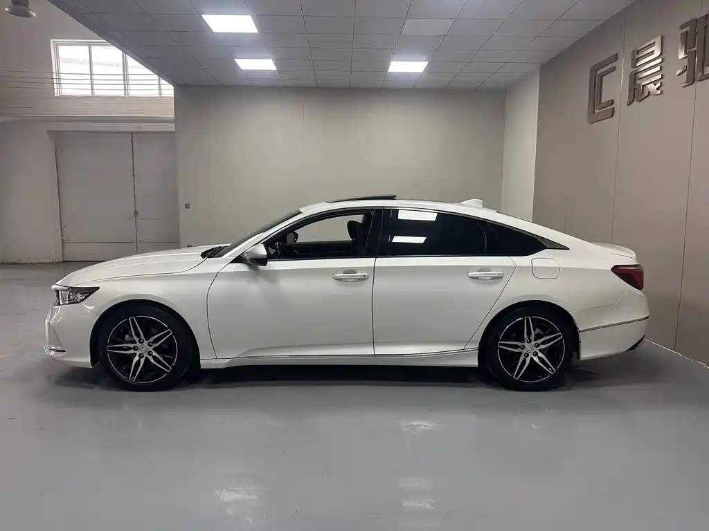 Honda Inspire — миниатюра 7