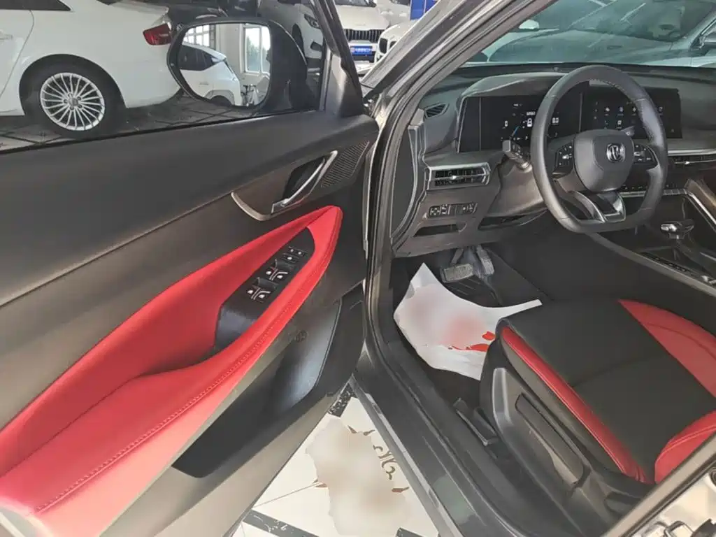 Changan CS35PLUS — миниатюра 16