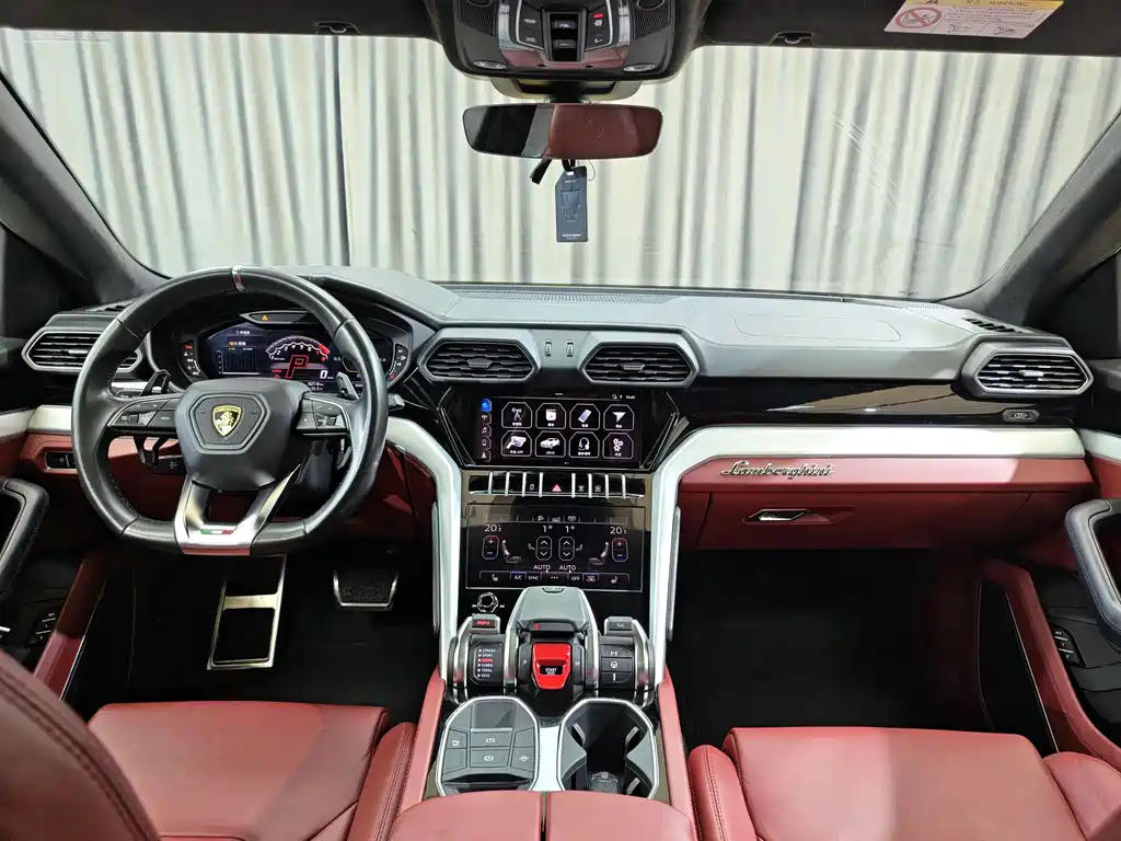 Lamborghini Urus — миниатюра 9