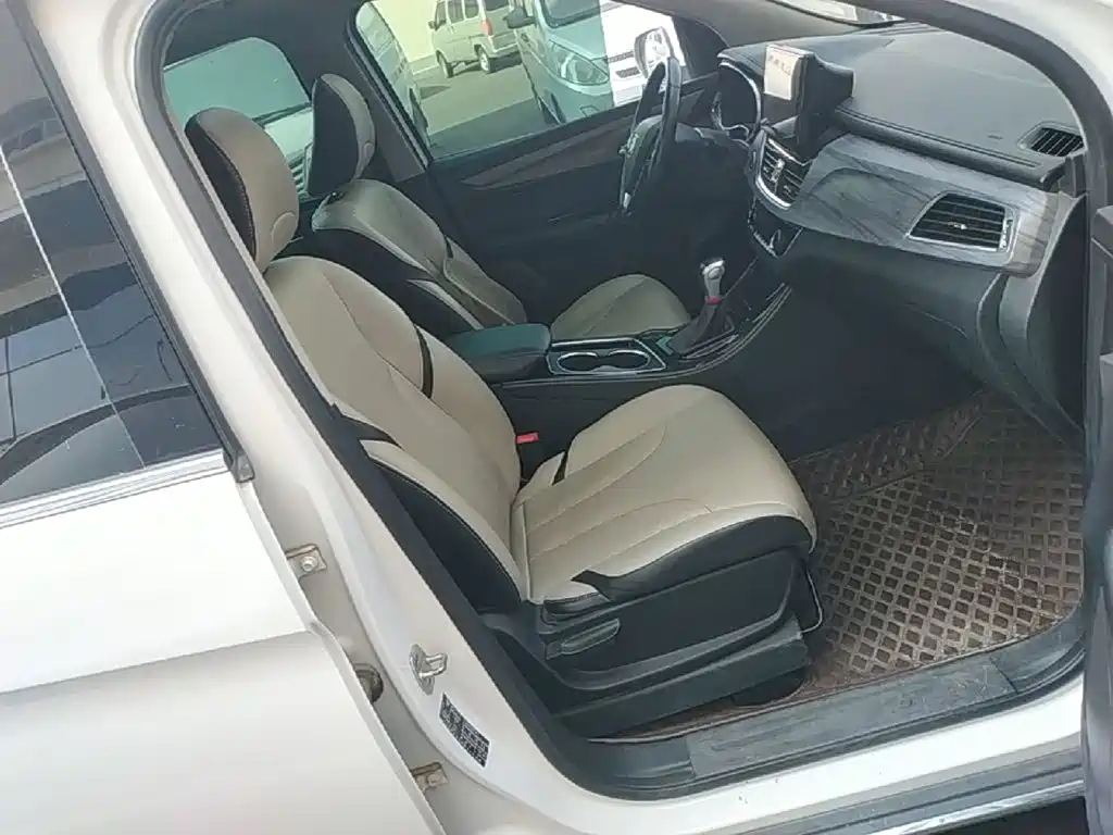 Baojun 730 — миниатюра 25