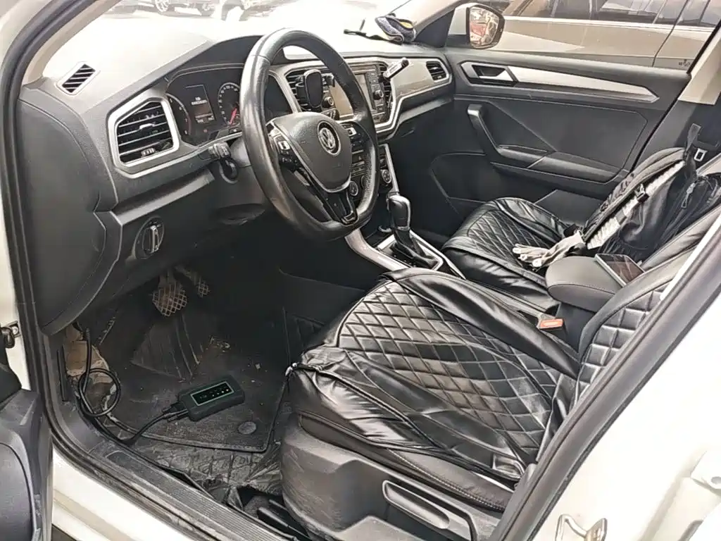 Volkswagen T-Roc — миниатюра 15