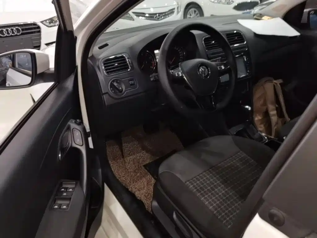 Volkswagen Polo — миниатюра 16