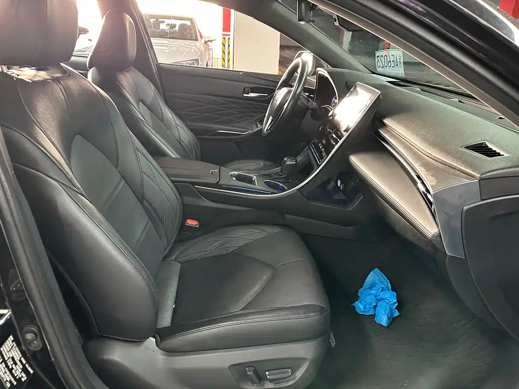 Toyota Avalon — миниатюра 14