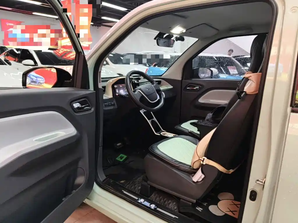 Wuling MINIEV — миниатюра 16