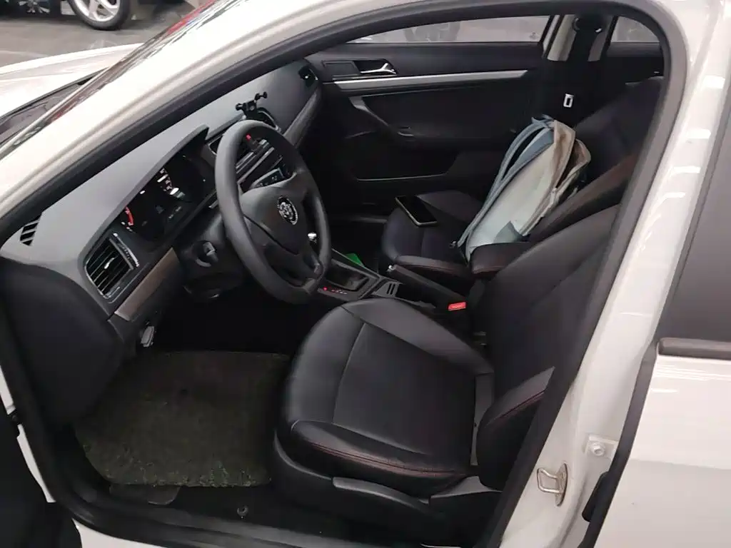 Volkswagen Lavida — миниатюра 15