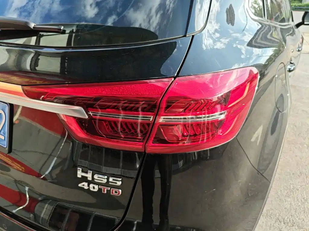 Hongqi Hongqi HS5 — миниатюра 8